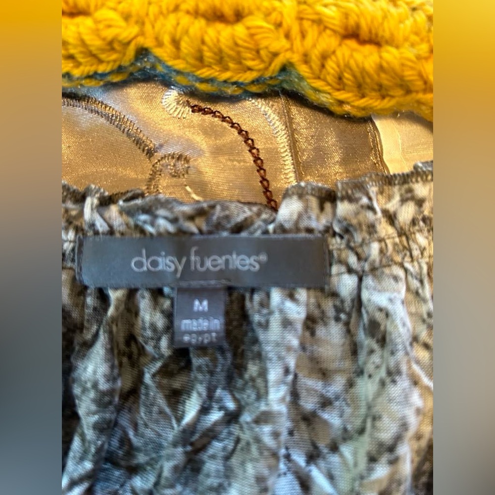 Daisy Fuentes Patterned Top - image 3